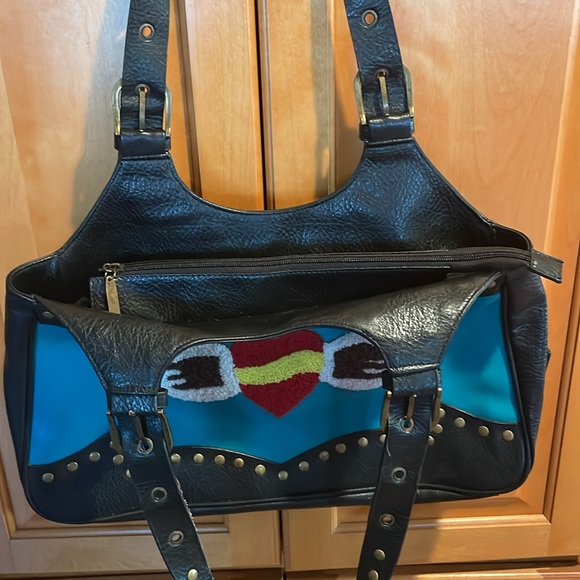 Winged Heart Mae and J Over the Shoulder Handbag - Picture 12 of 12